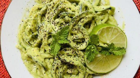 Zucchini noodles in lemon yellow sauce